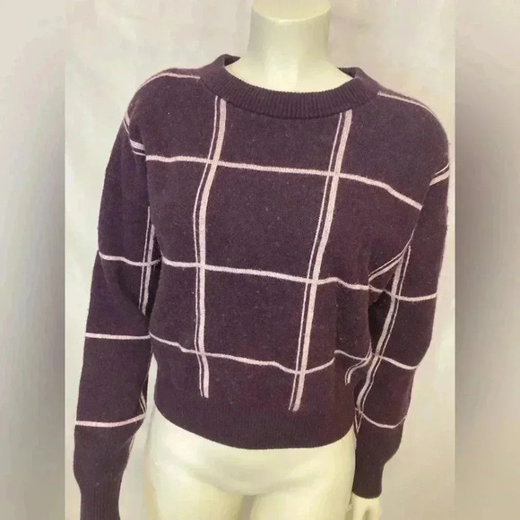 Banana‎ Republic sweater - Picture 2 of 4